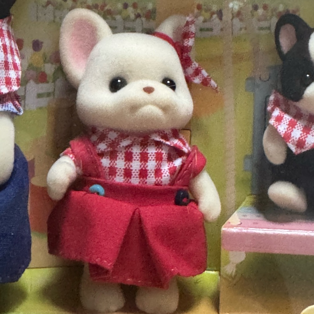 Calico critter bulldog